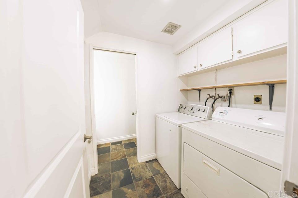 VilPo32283 - Residential Lease
