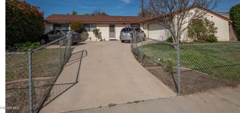 Photo of 1271 Alexander Street, Simi Valley, CA 93065 (MLS # 226000798)