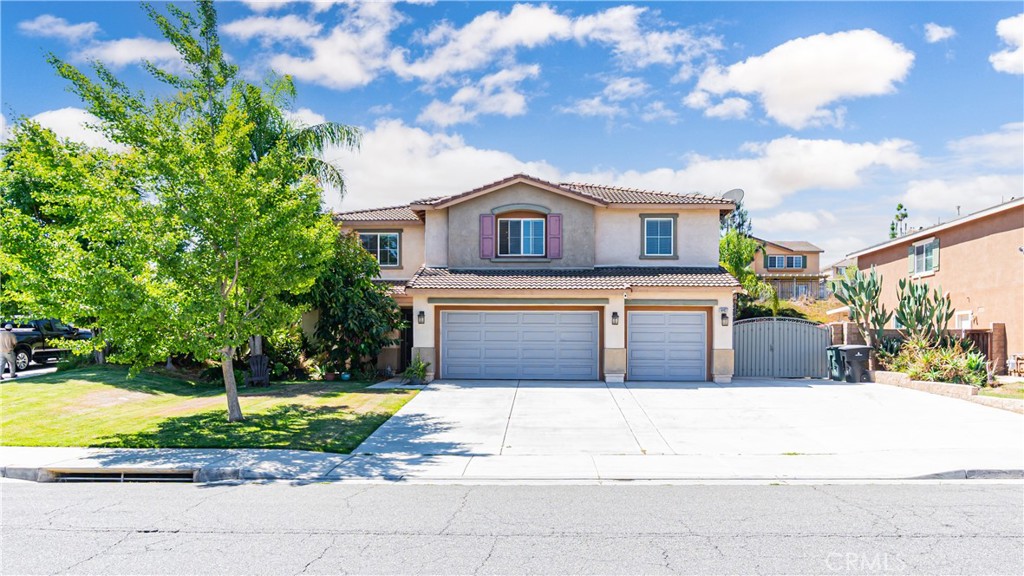 Welcome to your new home in beautiful Mission Ranch! This stunning property features RV access and breathtaking views from its elevated corner lot. As you enter, you'll be welcomed by a spacious living area that flows seamlessly into the open kitchen and expansive family room, perfect for entertaining. With 3,186 square feet of living space, including a convenient bedroom and bathroom on the lower level, there's ample room for everyone to enjoy.
The 11,326 square foot lot is designed for outdoor living, showcasing plenty of concrete, a covered patio, and a cozy backyard retreat ideal for relaxation or gatherings. Upstairs, you'll discover a versatile loft. The primary bedroom suite serves as a tranquil oasis, featuring dual sinks, a tub shower, and a generous walk-in closet. Situated near top-rated schools, this move-in ready home offers endless possibilities for your family's lifestyle. Don't miss out on this fantastic opportunity, schedule your private showing today! ?