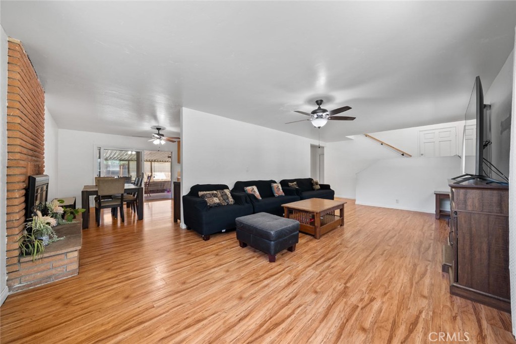 3632 Foxley