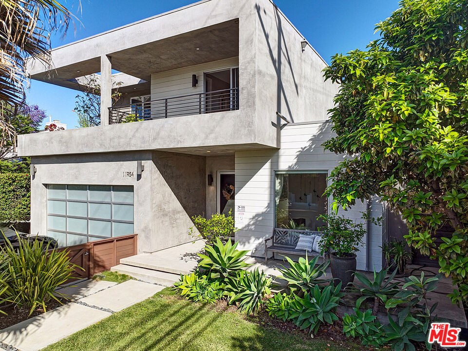 Properties 1 11954 Lucile Street