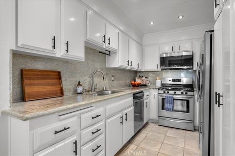 849 E Victoria Street 403 Carson CA 90746