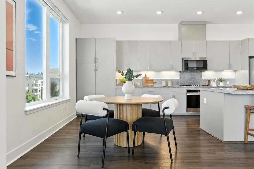 Fremont, California 94539, United States, 3 Bedrooms Bedrooms, ,2 BathroomsBathrooms,Residential,Active,161430