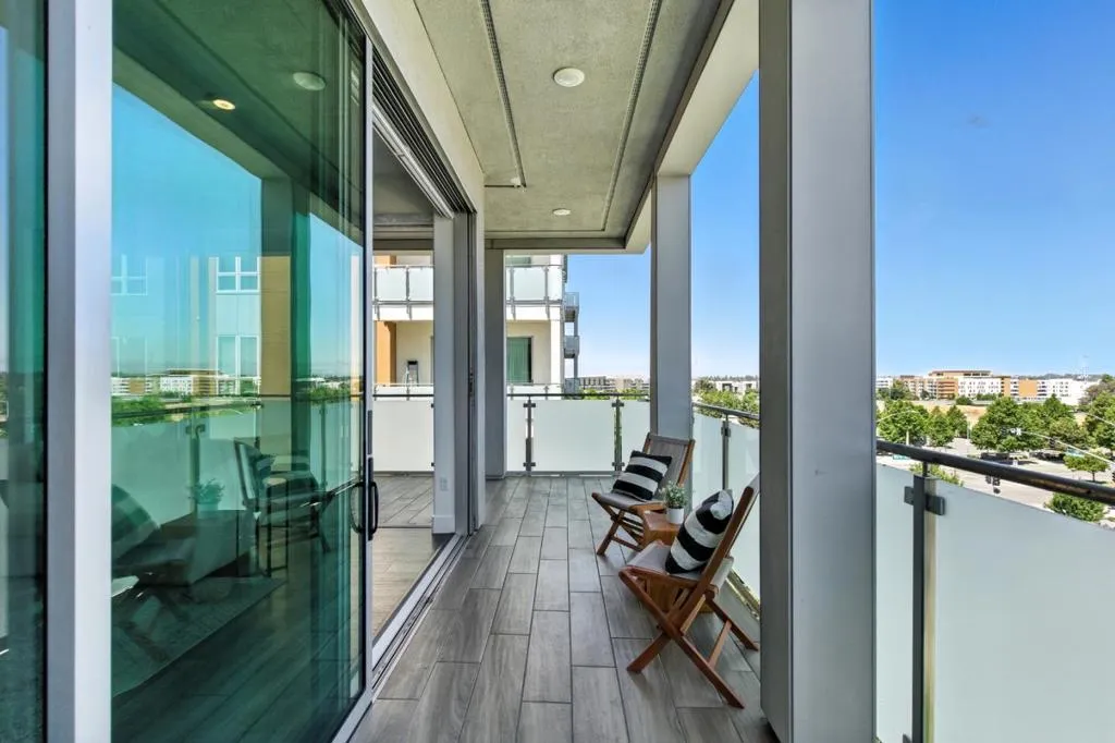 Fremont, California 94539, United States, 3 Bedrooms Bedrooms, ,2 BathroomsBathrooms,Residential,Active,161430