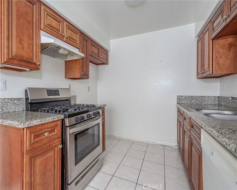 222 20th Huntington Beach CA 92648