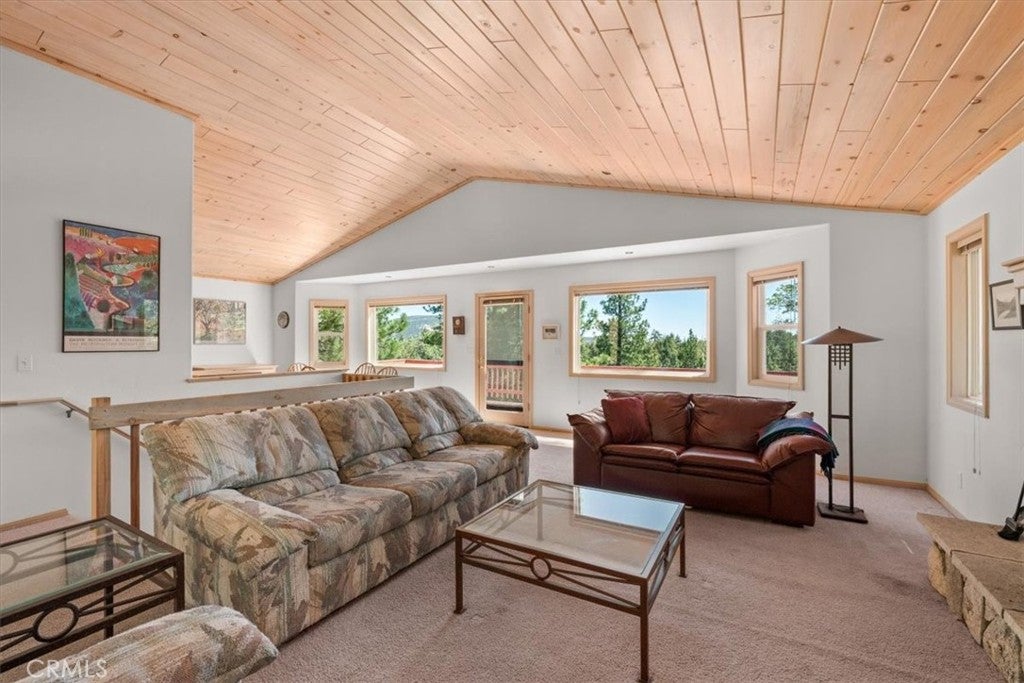 530 Villa Grove