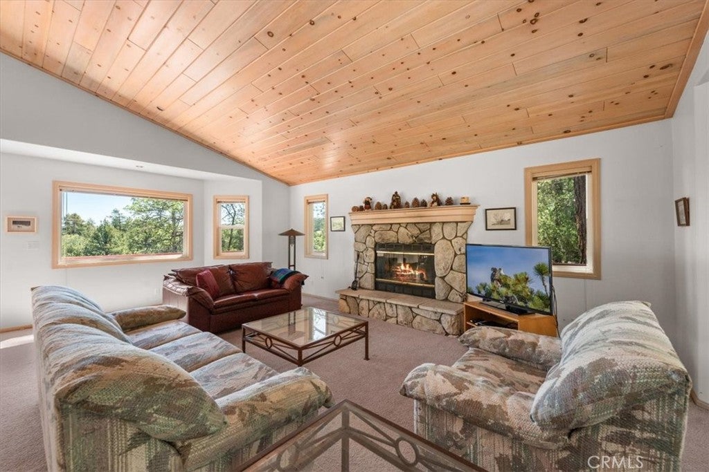 530 Villa Grove