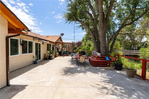Tiny photo for 9265 Linden Avenue, Atascadero, CA 93422 (MLS # NS26143558)