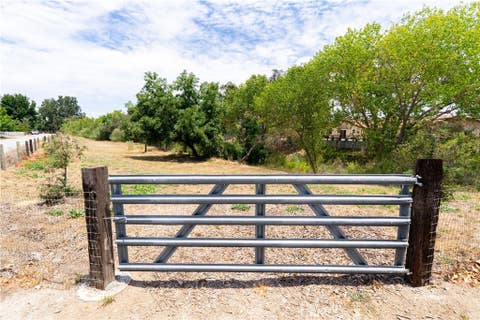 Tiny photo for 9265 Linden Avenue, Atascadero, CA 93422 (MLS # NS26143558)