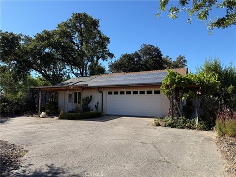 Tiny photo for 9265 Linden Avenue, Atascadero, CA 93422 (MLS # NS26143558)