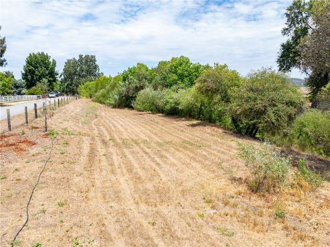 Tiny photo for 9265 Linden Avenue, Atascadero, CA 93422 (MLS # NS26143558)