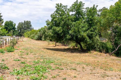 Tiny photo for 9265 Linden Avenue, Atascadero, CA 93422 (MLS # NS26143558)