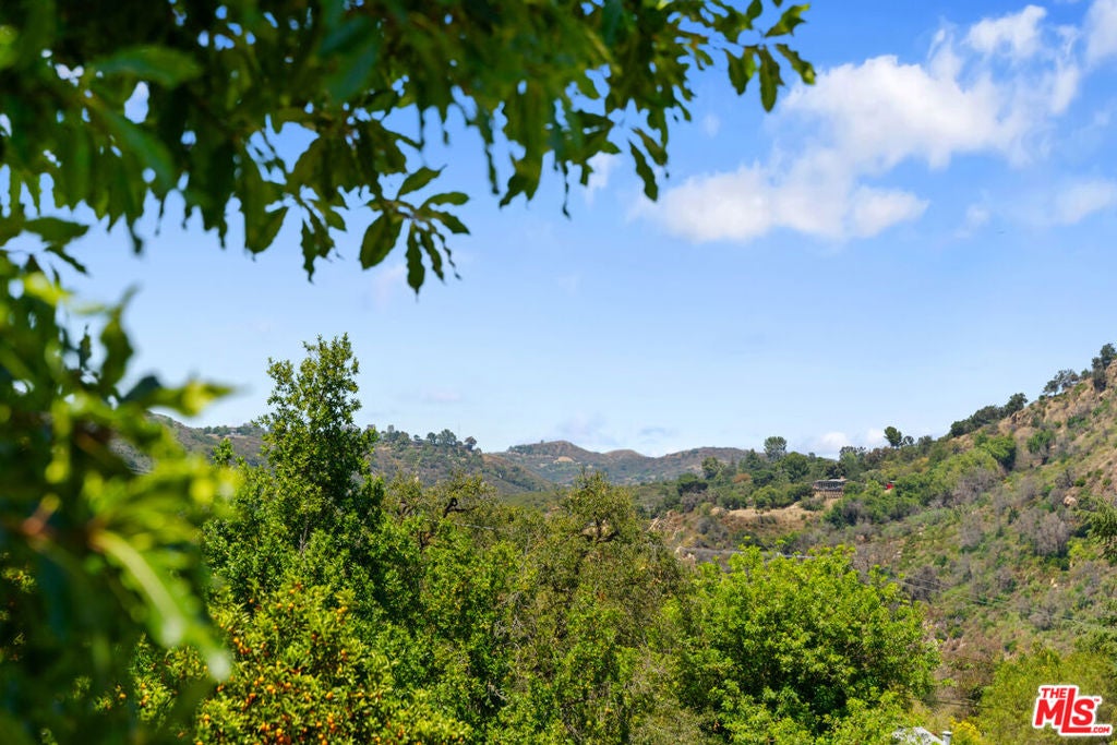 19639 Vision Drive, Topanga CA 90290