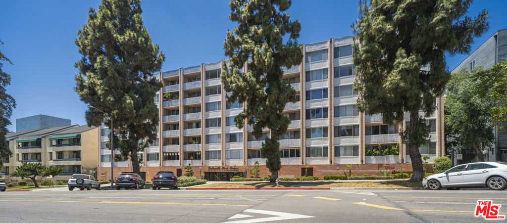 421 S La Fayette Park Place 311