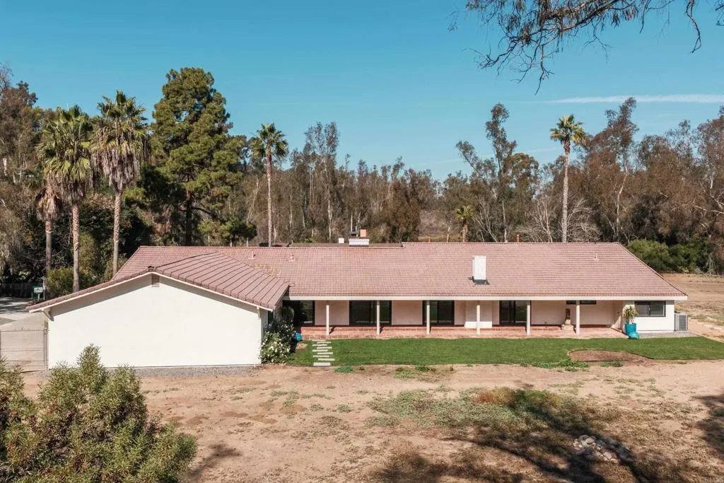 Del Mar, California 92014, United States, 3 Bedrooms Bedrooms, ,4 BathroomsBathrooms,Residential,Active,241226