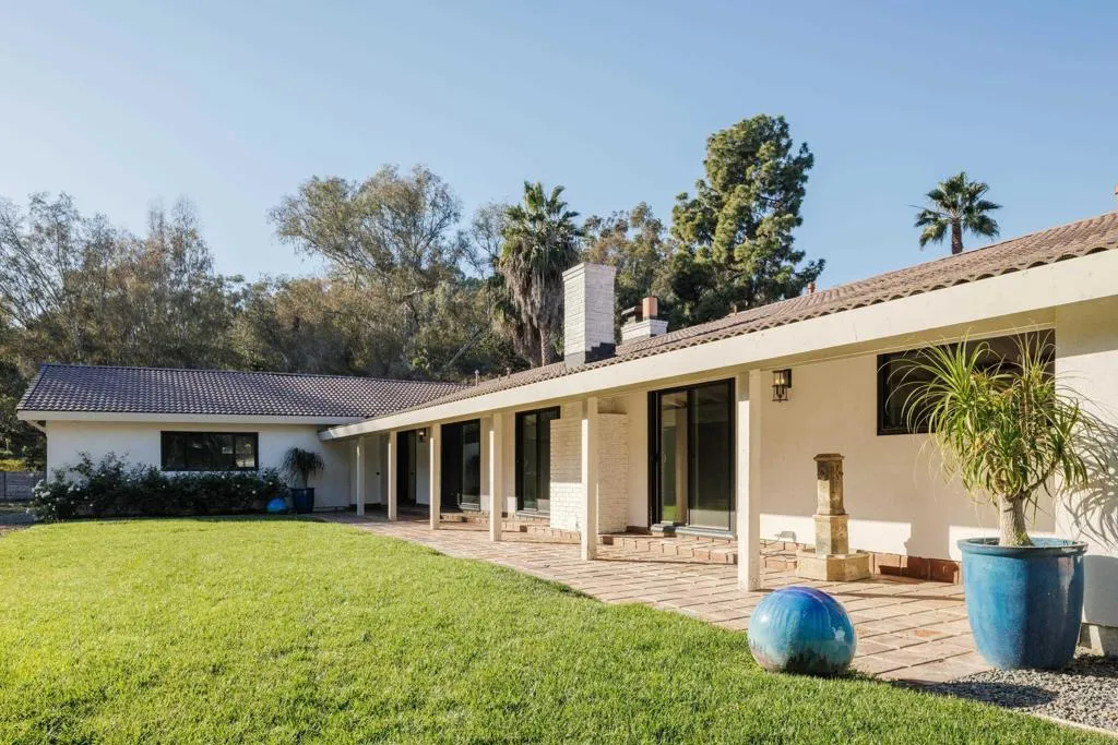 Del Mar, California 92014, United States, 3 Bedrooms Bedrooms, ,4 BathroomsBathrooms,Residential,Active,241226