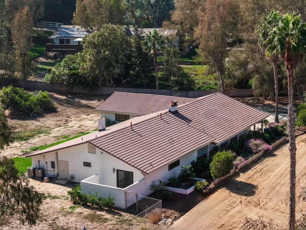 Del Mar, California 92014, United States, 3 Bedrooms Bedrooms, ,4 BathroomsBathrooms,Residential,Active,241226