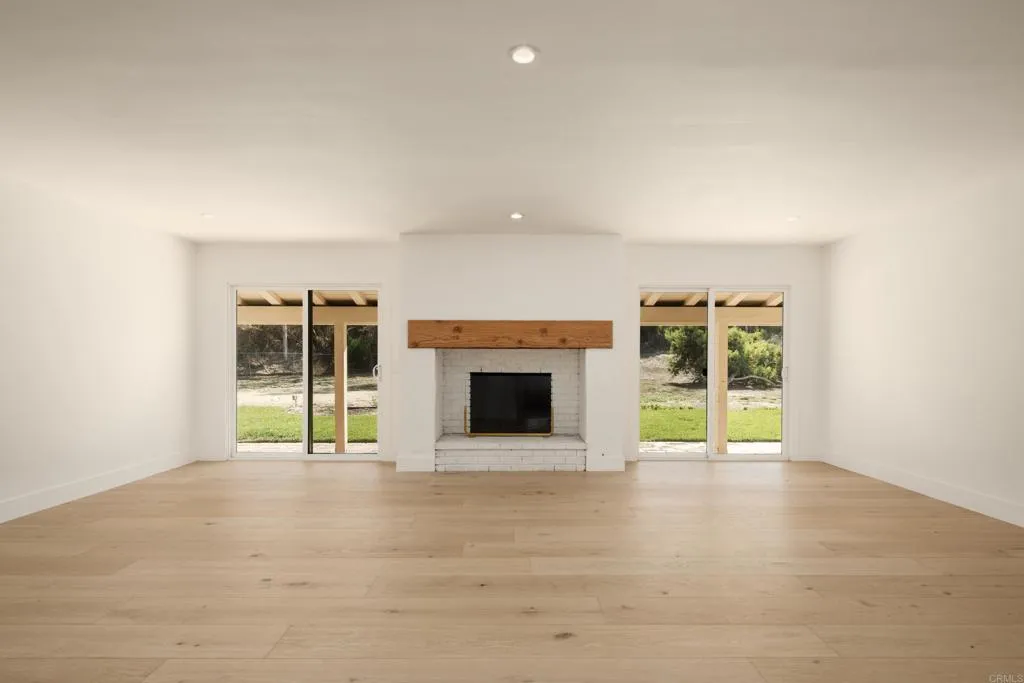 Del Mar, California 92014, United States, 3 Bedrooms Bedrooms, ,4 BathroomsBathrooms,Residential,Active,241226