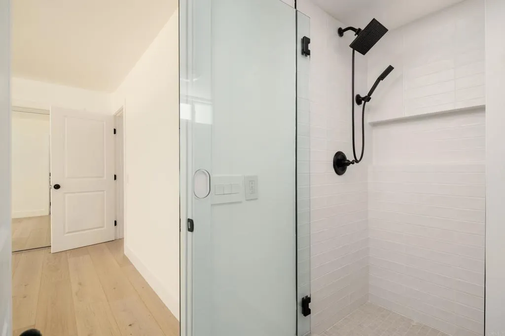 Del Mar, California 92014, United States, 3 Bedrooms Bedrooms, ,4 BathroomsBathrooms,Residential,Active,241226