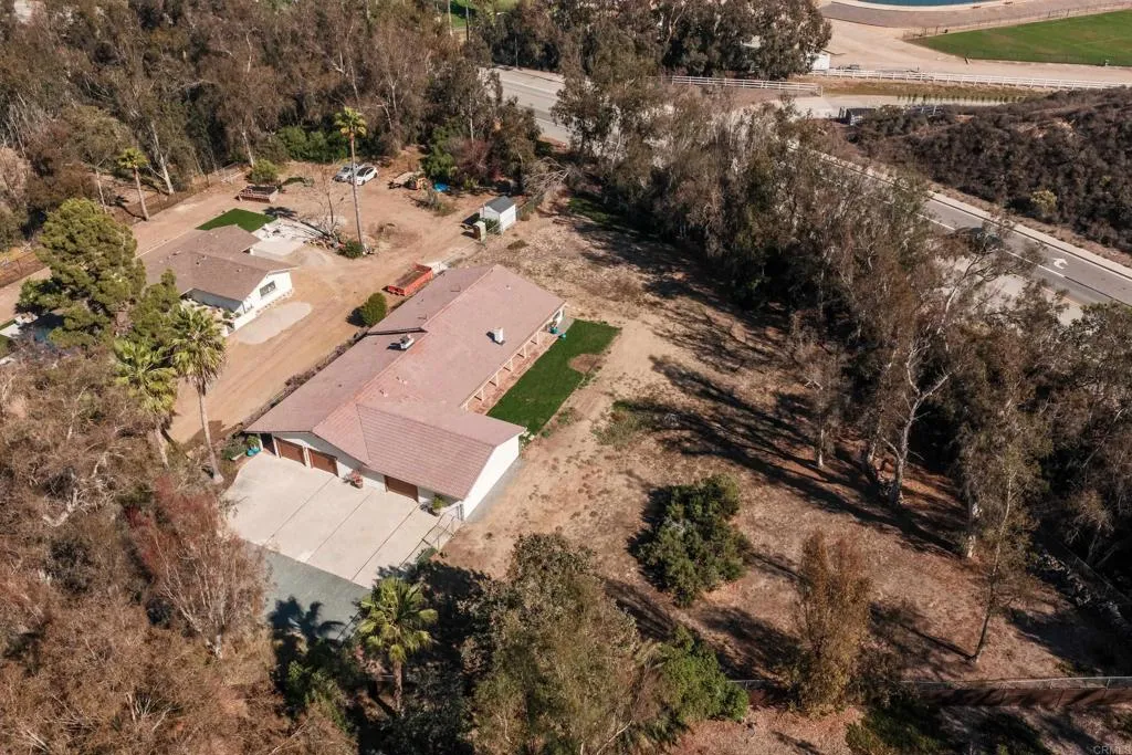 Del Mar, California 92014, United States, 3 Bedrooms Bedrooms, ,4 BathroomsBathrooms,Residential,Active,241226