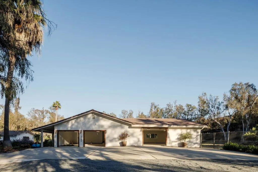 Del Mar, California 92014, United States, 3 Bedrooms Bedrooms, ,4 BathroomsBathrooms,Residential,Active,241226