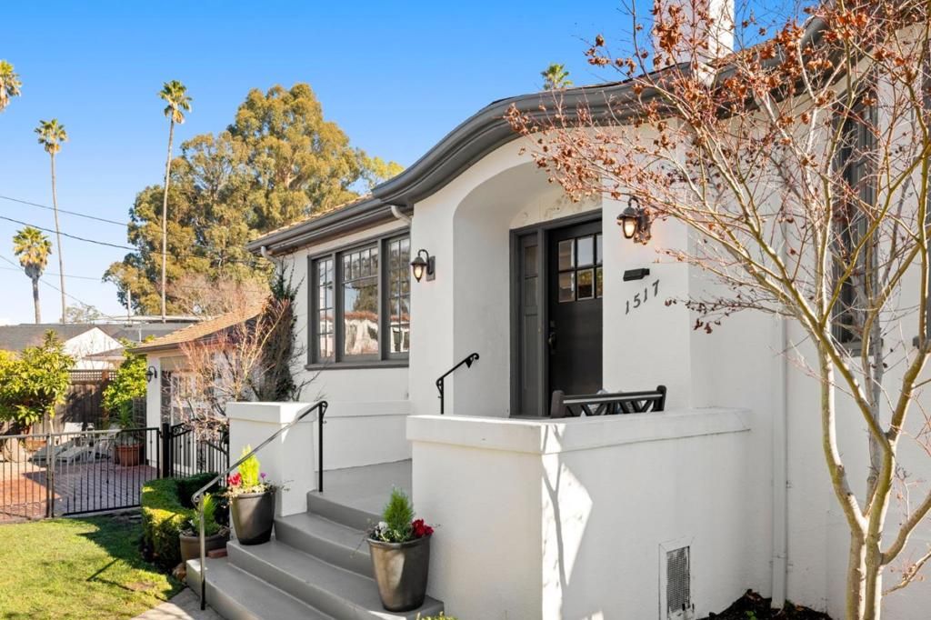 Photo of 1517 Cypress Avenue, Burlingame, CA 94010 (MLS # ML82031480)