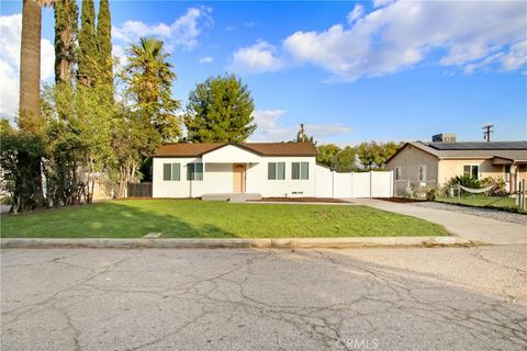 Photo of 4555 Acacia Ave, San Bernardino, CA 92407 (MLS # TR25263679)