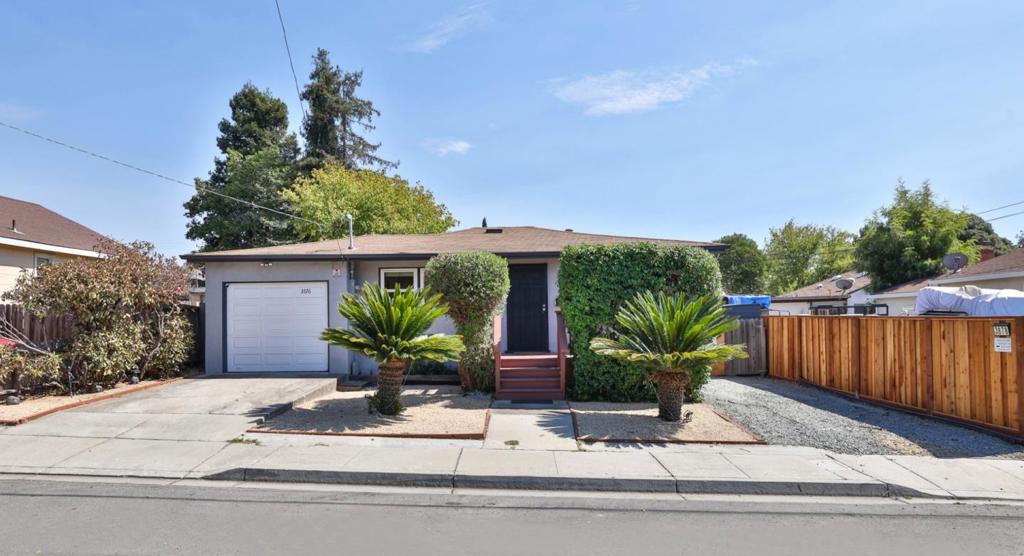 3876 Almond Avenue