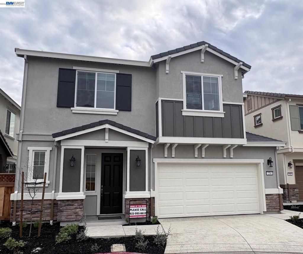 Photo of 254 Mindy Way, Pittsburg, CA 94565 (MLS # 41127188)