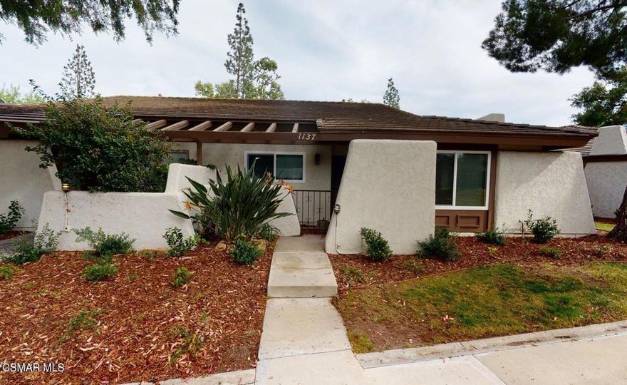 High quality remodeled single story Village Glen home in nice location in heart of Westlake. Newer flooring, windows and doors and paint. Spacious living room with fireplace, open kitchen with granite counters and newer cabinets, Kitchen has eating counter and opens to family room. Remodeled baths and good size bedrooms. with ceiling fans. Private patio with two car private garage. Complex has pool, spa and plenty of guest parking.