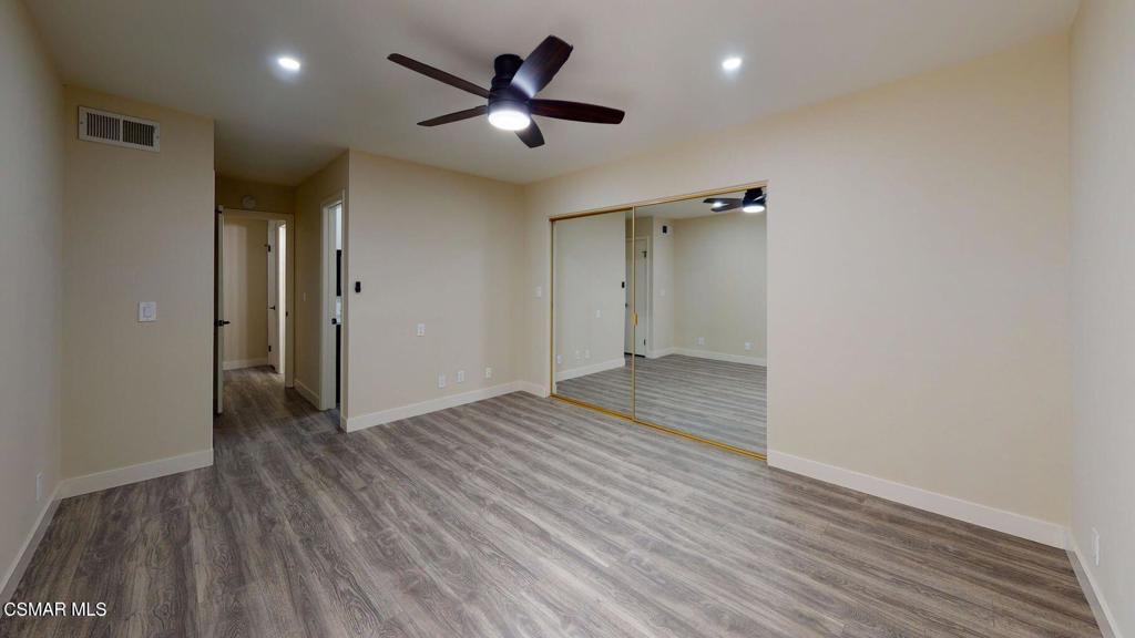 Village Glen-724 - 724 - Residential