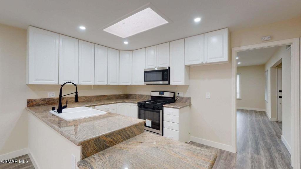 Village Glen-724 - 724 - Residential