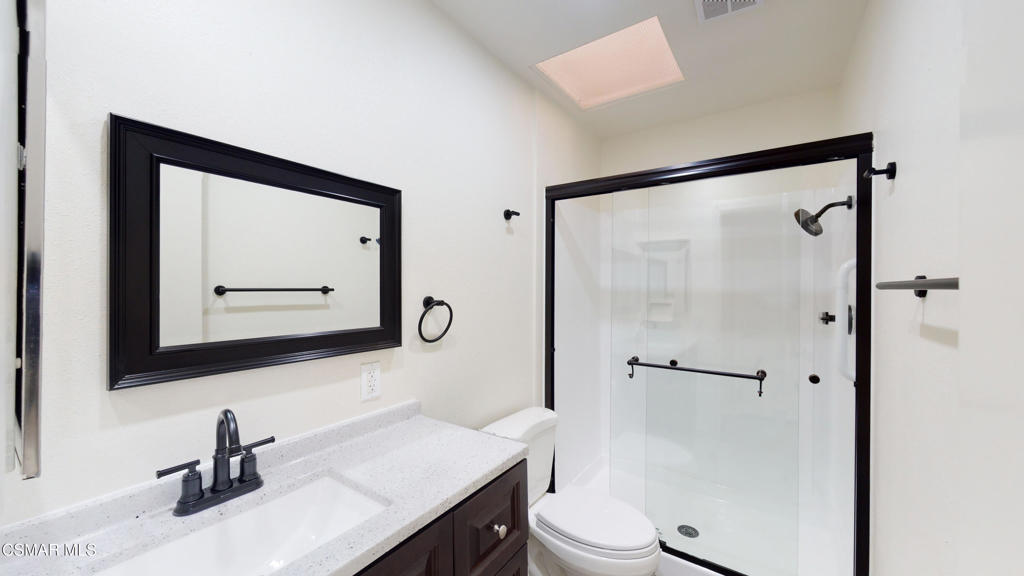 Village Glen-724 - 724 - Residential