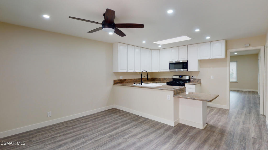 Village Glen-724 - 724 - Residential