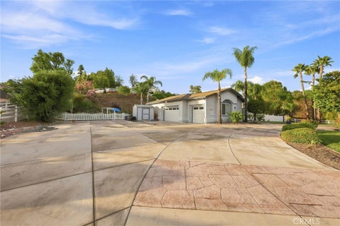 Tiny photo for 40823 Baccarat Road, Temecula, CA 92591 (MLS # SR26199862)