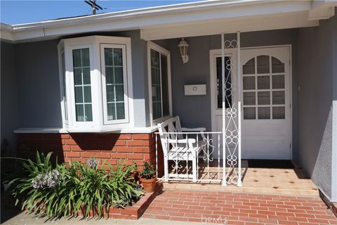 2323 Cornell Dr Costa Mesa CA 92626