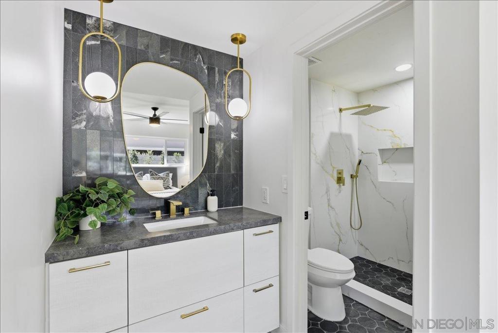 San Carlos - Residential