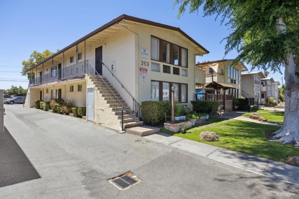 6 High-Quality, Pride-Of-Ownership Units in Alum Rock /San Jose Area. First Time on Market in 30+ Years/Generational Asset. Strong Historical Tenancy: Easy to Lease & Easy to Manage w/ Reliable Cashflow and Rental Upside. 6-Units Attractively Priced at $1,620,000. $270,000/Unit. $460/SF. CAP Rate: Current: 4.68%. Market: 6.52%. GRM: Current: 12; Market: 10. Excellent Unit Mix: Six (6) Spacious 1 Bedroom/1 Bath Units (565 SF+90 SF Balcony/Patio). 10 Uncovered Parking Spaces in Rear of Property: 10 Parking Spaces for Each Parcel. Shared Courtyard Between 2 Parcels w/ 2 Driveways to Access Parking Spaces. 4 of 6 Units Have Been Renovated w/ Updated Kitchen & Bathrooms. Easy to Manage Units with Low Tenant Turnover. Consistently Strong Rents. Steady Cashflow. Capital Improvements: Dual-Pane Windows, Sliding Doors, New Water Heaters, and More. Proven, Consistent Income-Generator, Providing Strong Cashflow with Low Vacancies and Turnovers. Excellent, Convenient, Cul-de-Sac Location Near HWY 680 & 101, Convenient Access to SJC Airport & Major Silicon Valley Employers. Major Technology Employers: NVIDIA, Adobe, Apple, Cisco, PayPal. PLEASE DO NOT DISTURB TENANTS.
