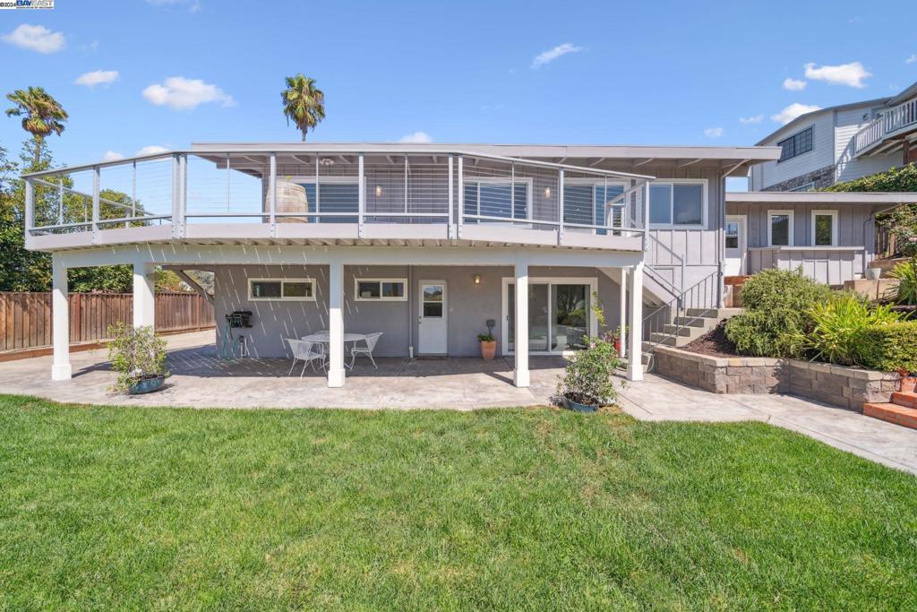 PLEASANTON HILLS - Residential