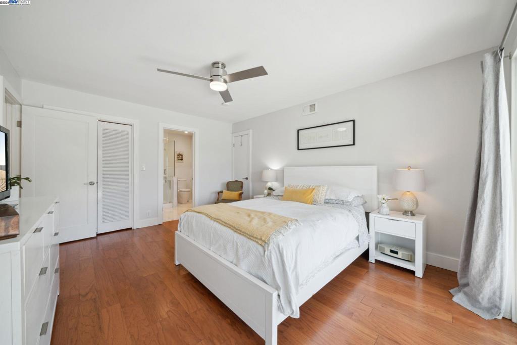 PLEASANTON HILLS - Residential