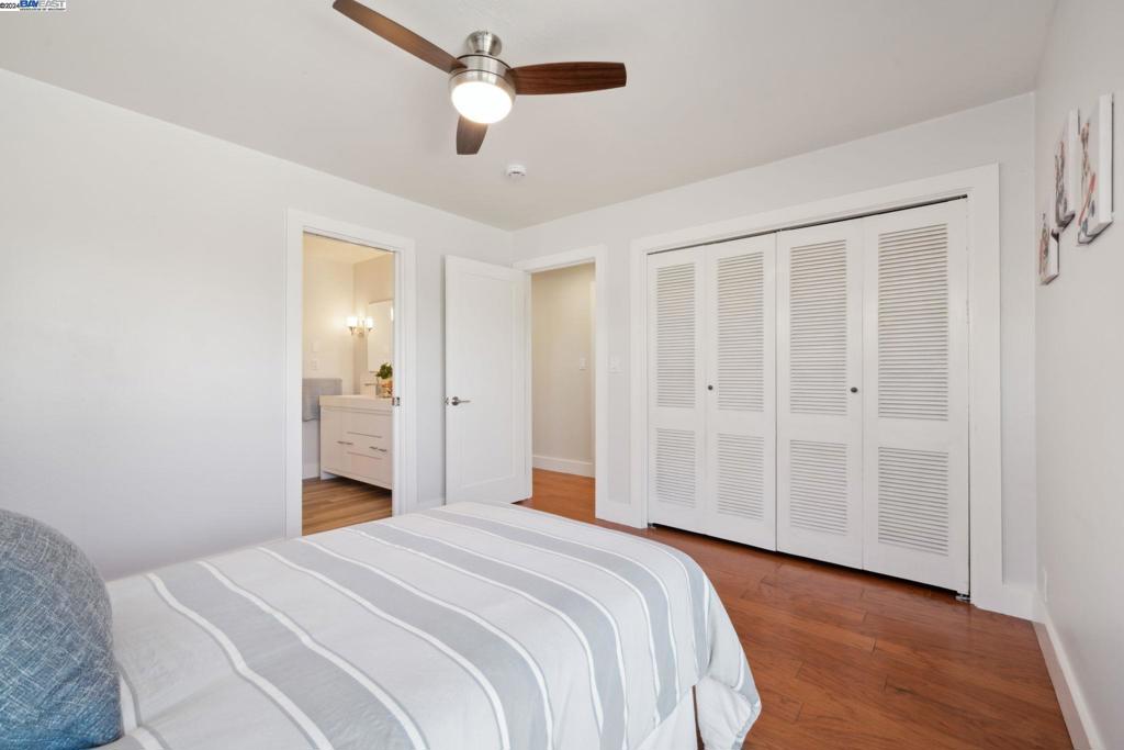 PLEASANTON HILLS - Residential