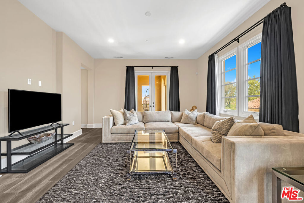 23500 Park Sorrento H41