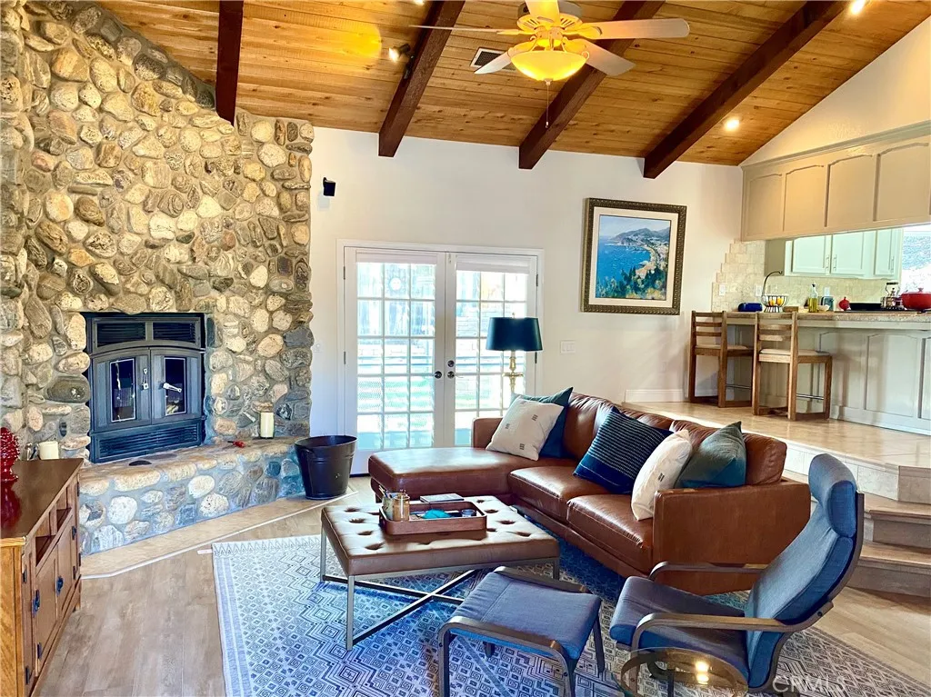 Paso Robles, California 93446, United States, 4 Bedrooms Bedrooms, ,3 BathroomsBathrooms,Residential,Active,234841