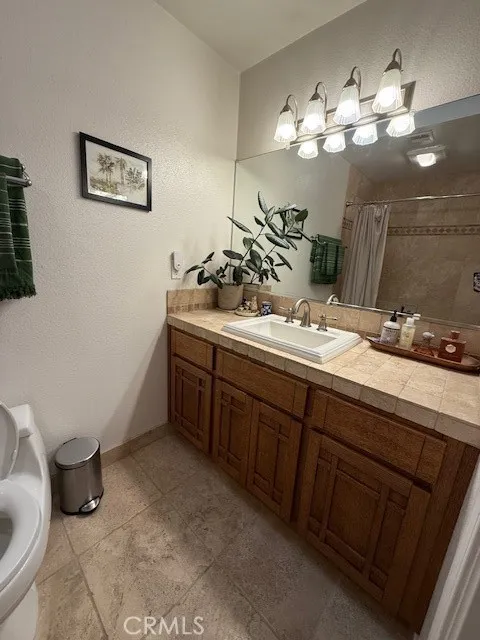 Paso Robles, California 93446, United States, 4 Bedrooms Bedrooms, ,3 BathroomsBathrooms,Residential,Active,234841