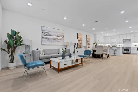 MLS: AR26103533
