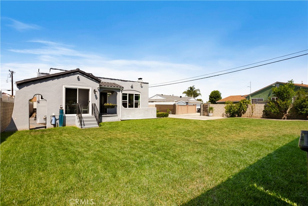 15952 Norcrest Drive