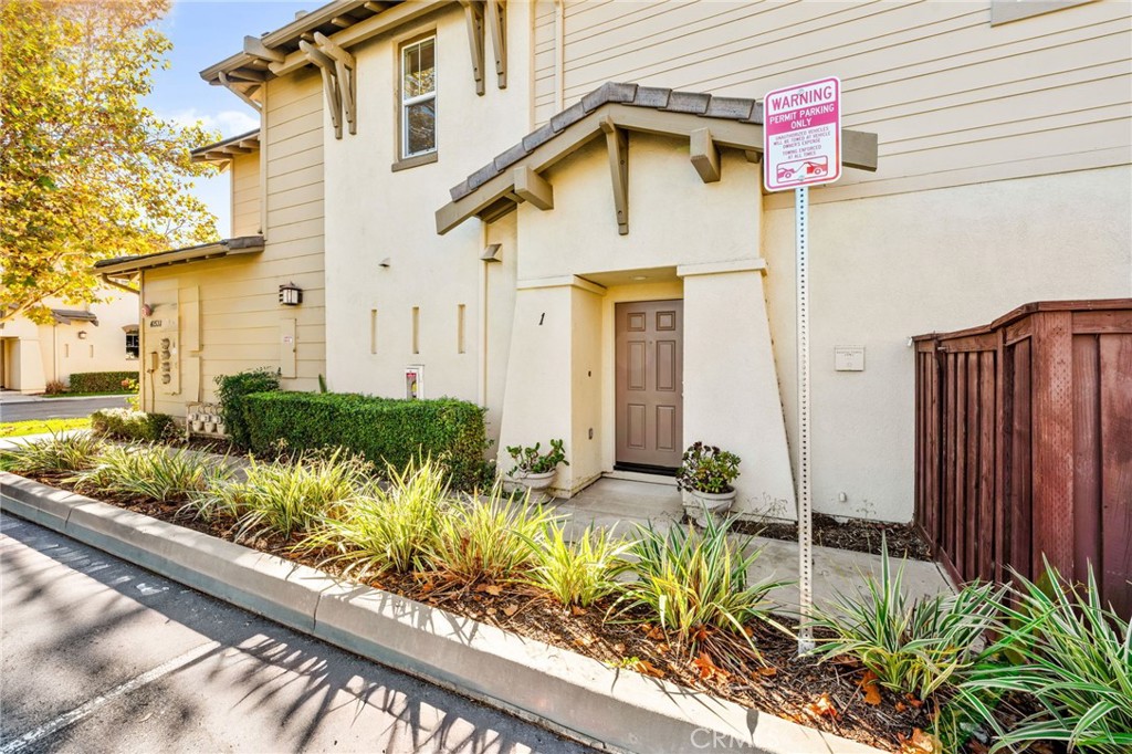 41537 Wild Ivy Ave 1