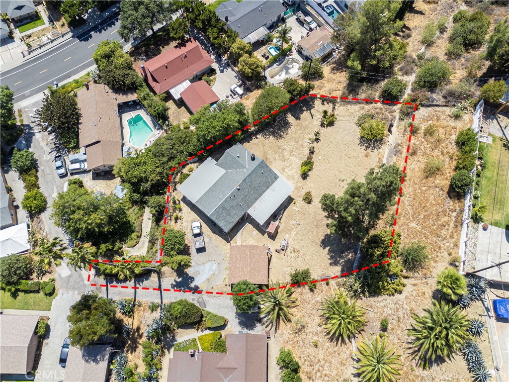 Properties 3 138 Banbridge Avenue