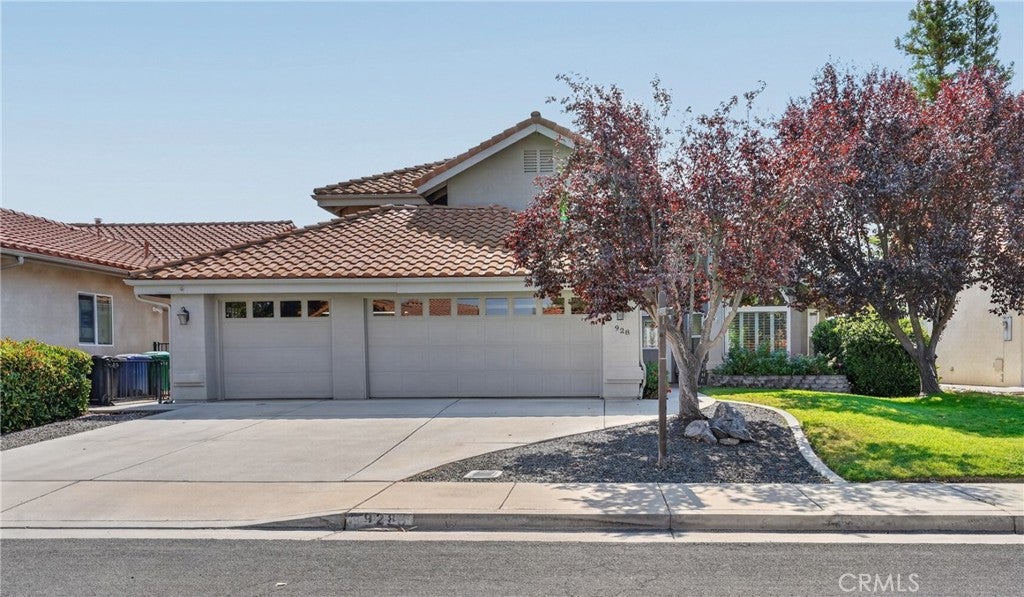 928 Saint Ann