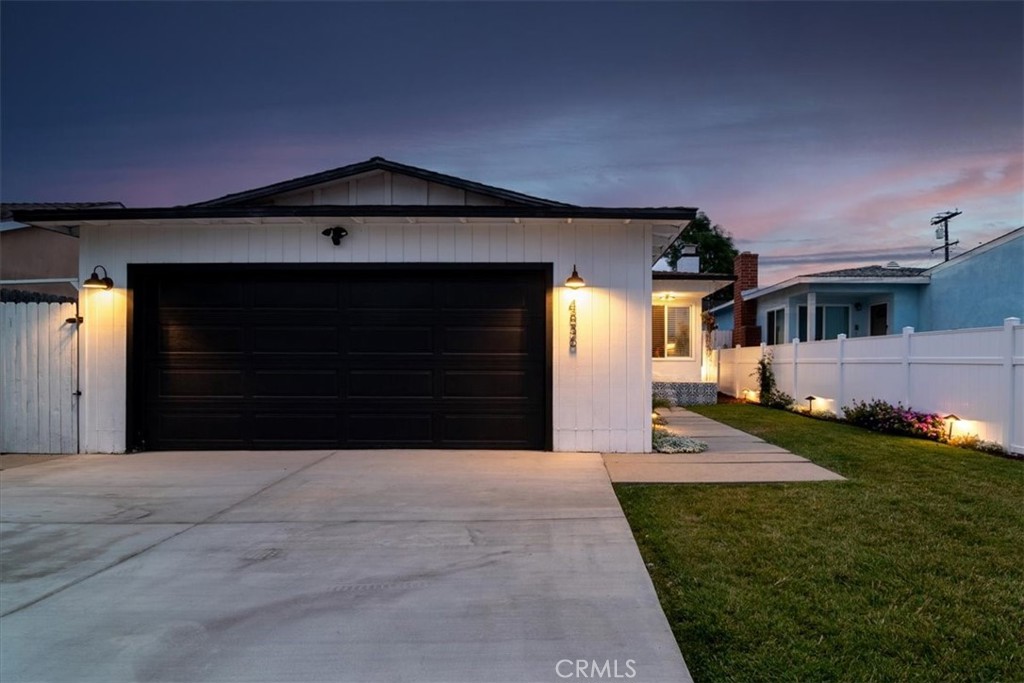 4836 W 134th Place